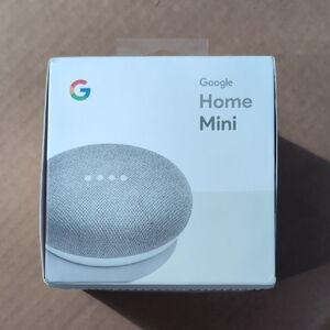 Google Home Mini in Light Gray
